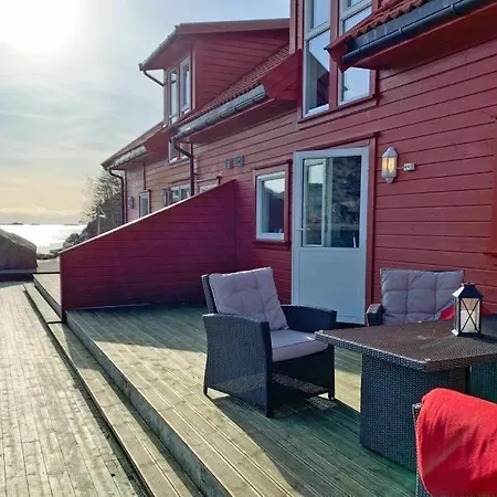 Direkt Am Fjord: Cozy In Bergkulisse Сasa de vacaciones *